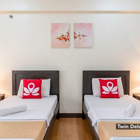 Zen Rooms Bp International Manila Exteriör bild